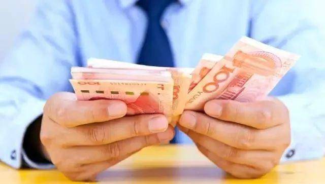 银行人员透露：从9月开始，手里有定期存款的人，做好4个准备