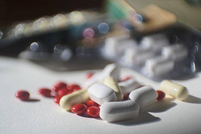 阿奇霉素怎么用?理清用法、副作用与注意事项,安全用药不踩坑