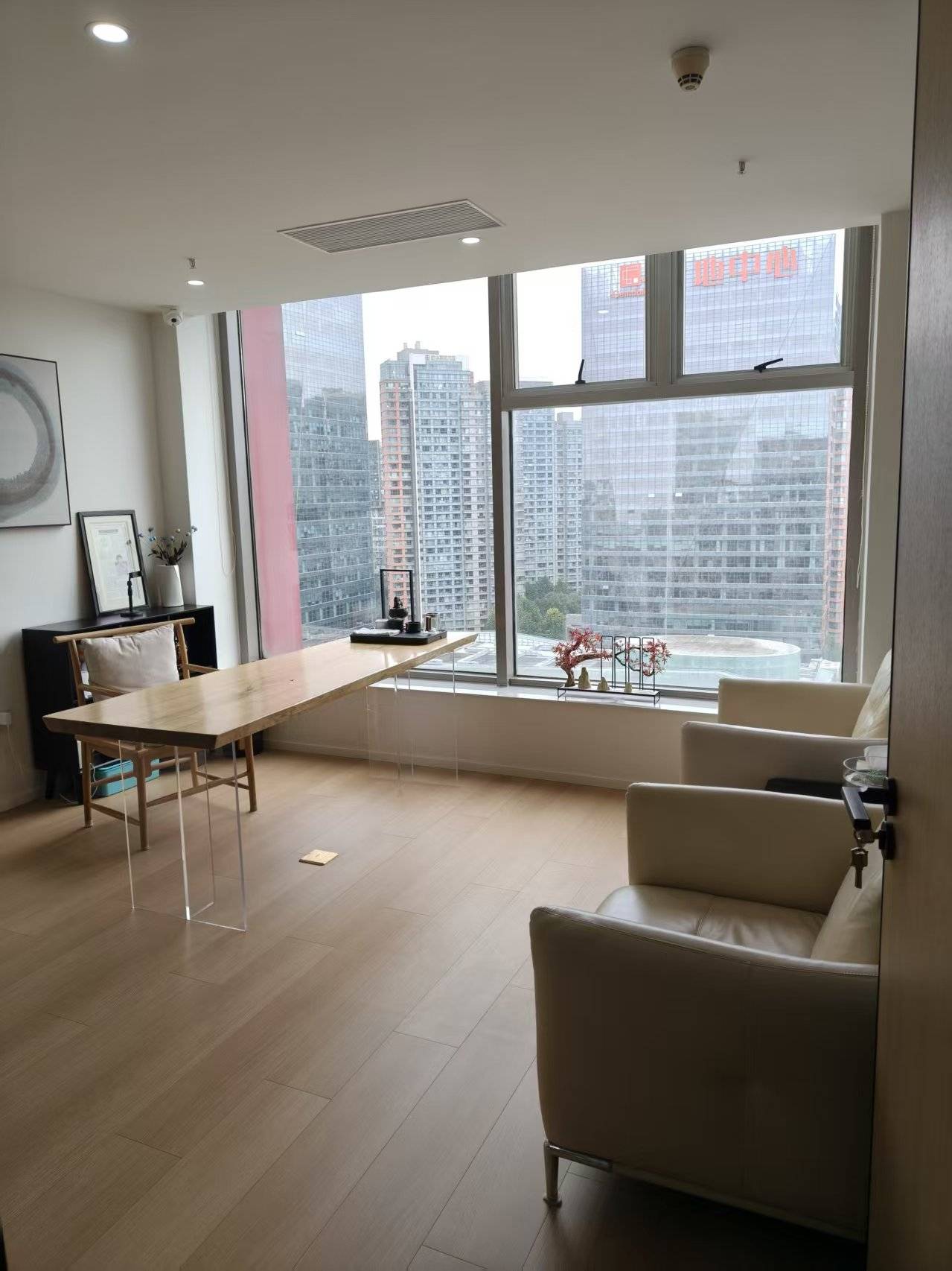 合同诈骗罪律师靠谱吗,推荐资深律师咨询电话获取